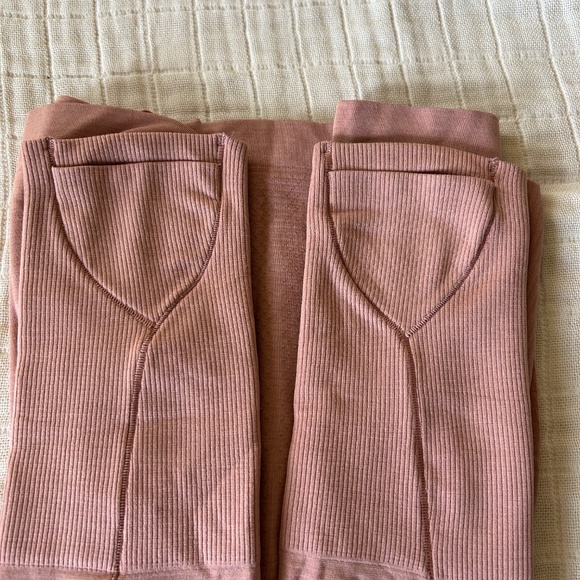 Lululemon Swiftly Tech Long Sleeve in Pink - Picture 5 of 5